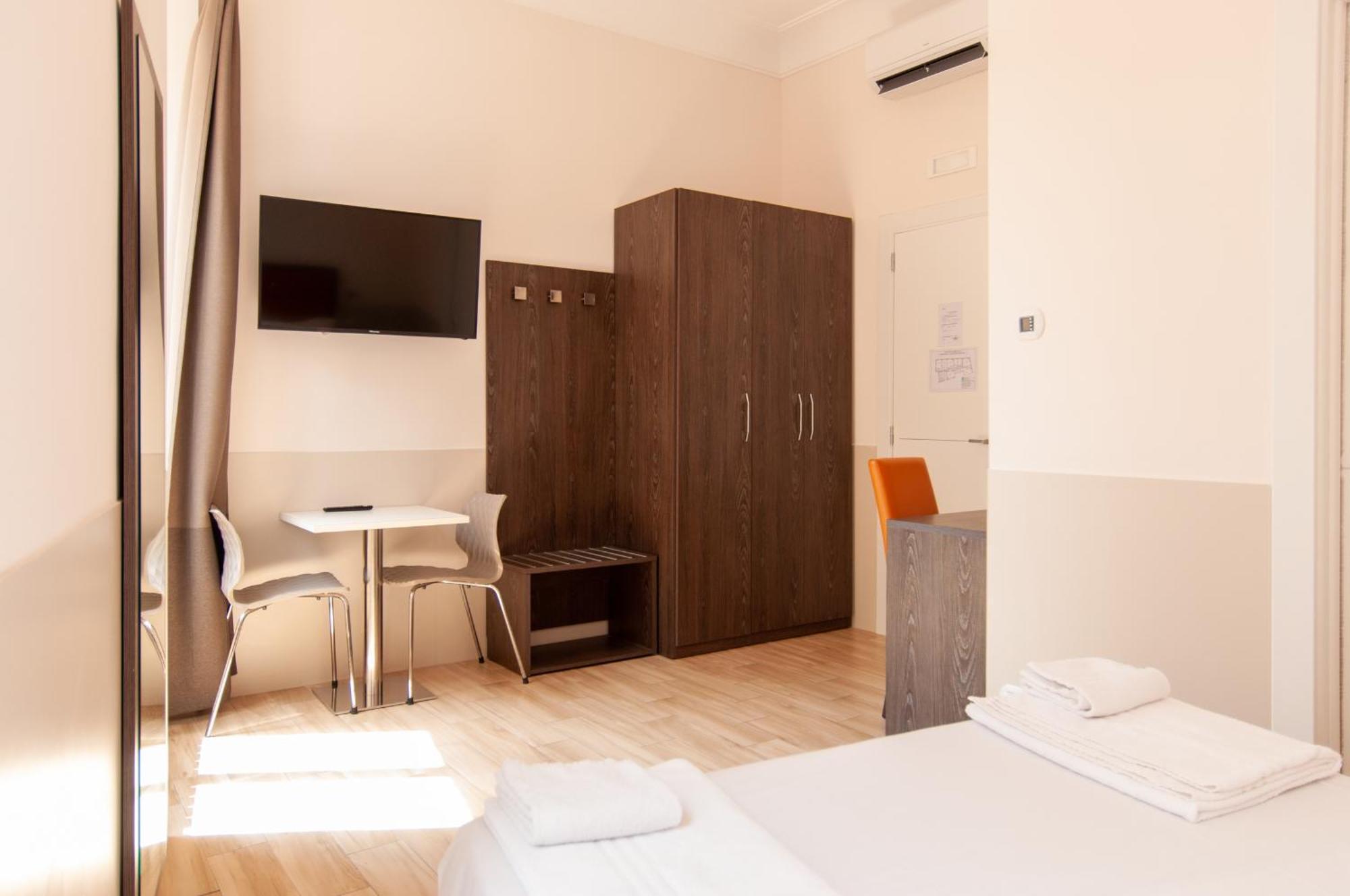 Hotel Domus Porta Angelica Roma Esterno foto